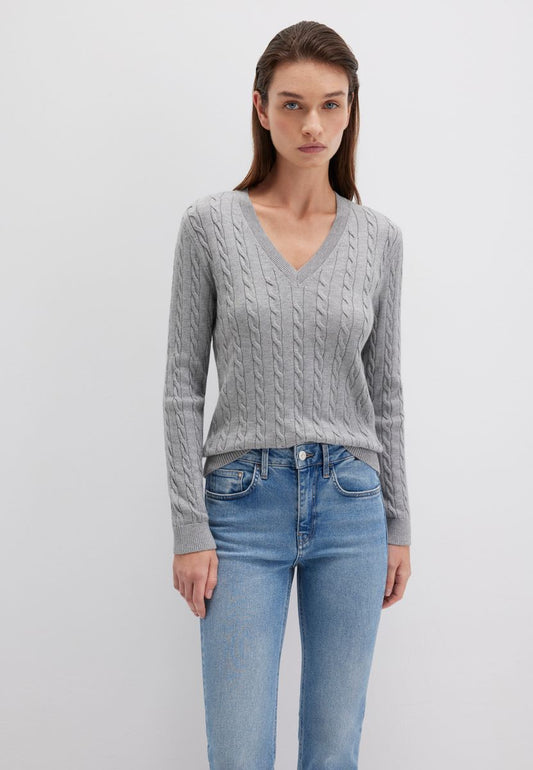 V-NECK SWEATER