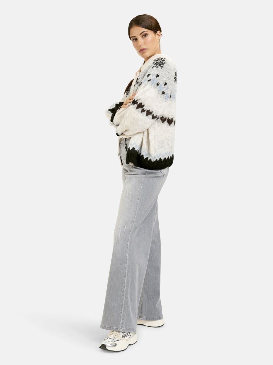 open cardigan w/ intarsia 1/1 raglan sleeve