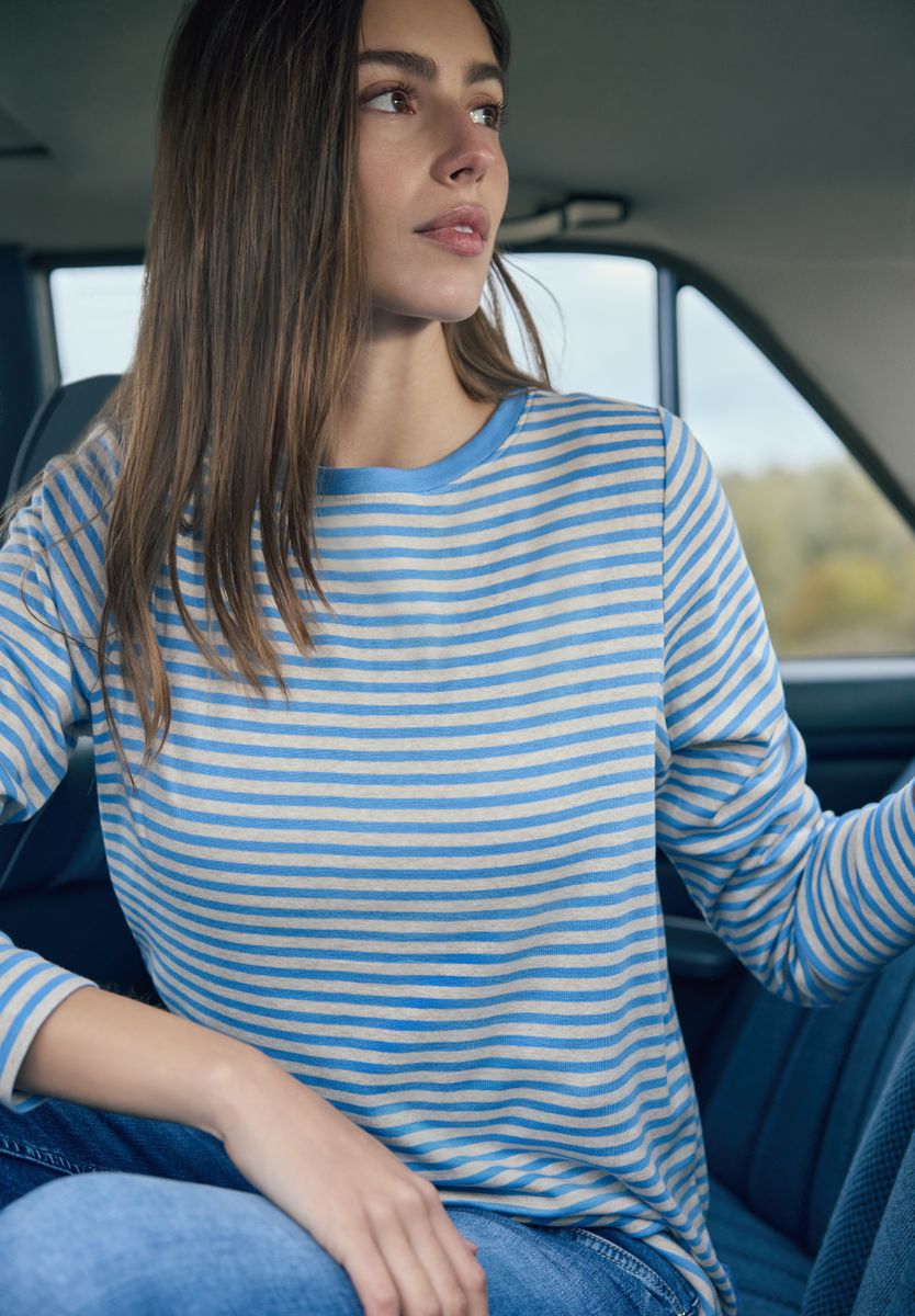 Gestreiftes Shirt