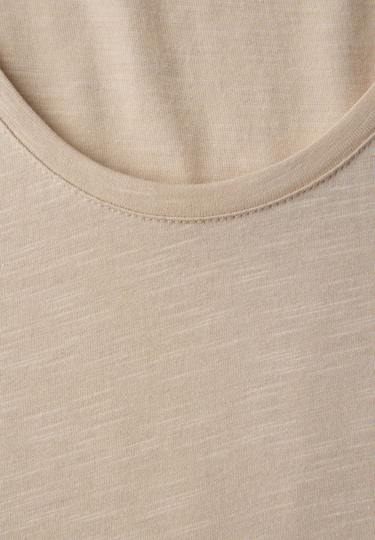 Basic T-Shirt mit gerundetem V-Neck