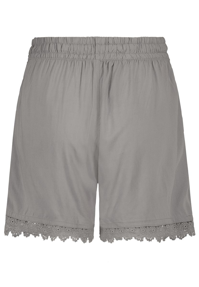 DOB Shorts, elastischer Bund mitBindeband und Tassel, Spitzenborte am Saum, Tascheneingriffe vorne