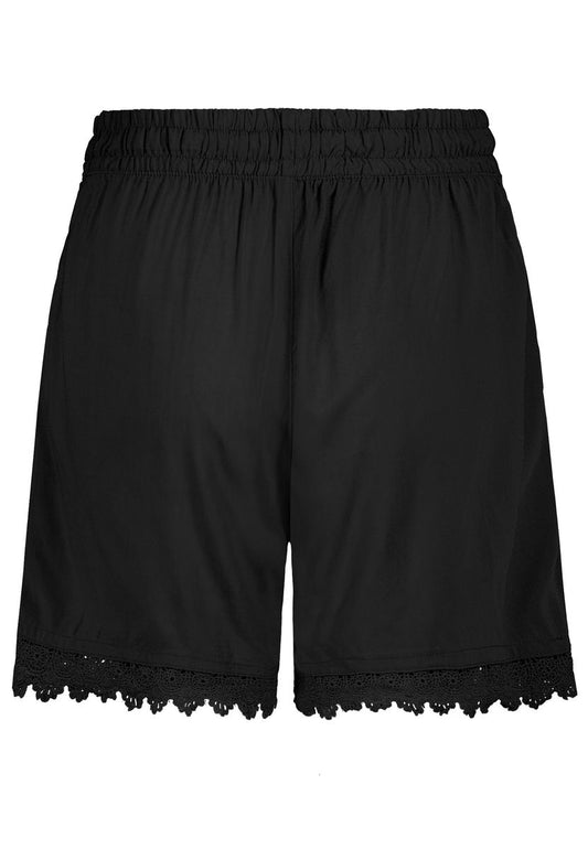 DOB Shorts, elastischer Bund mitBindeband und Tassel, Spitzenborte am Saum, Tascheneingriffe vorne