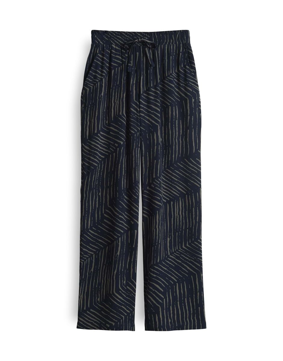 Marou palm leaves