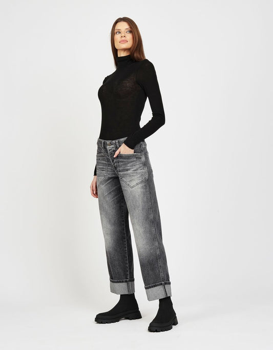 94ROBERTA  - loose fit