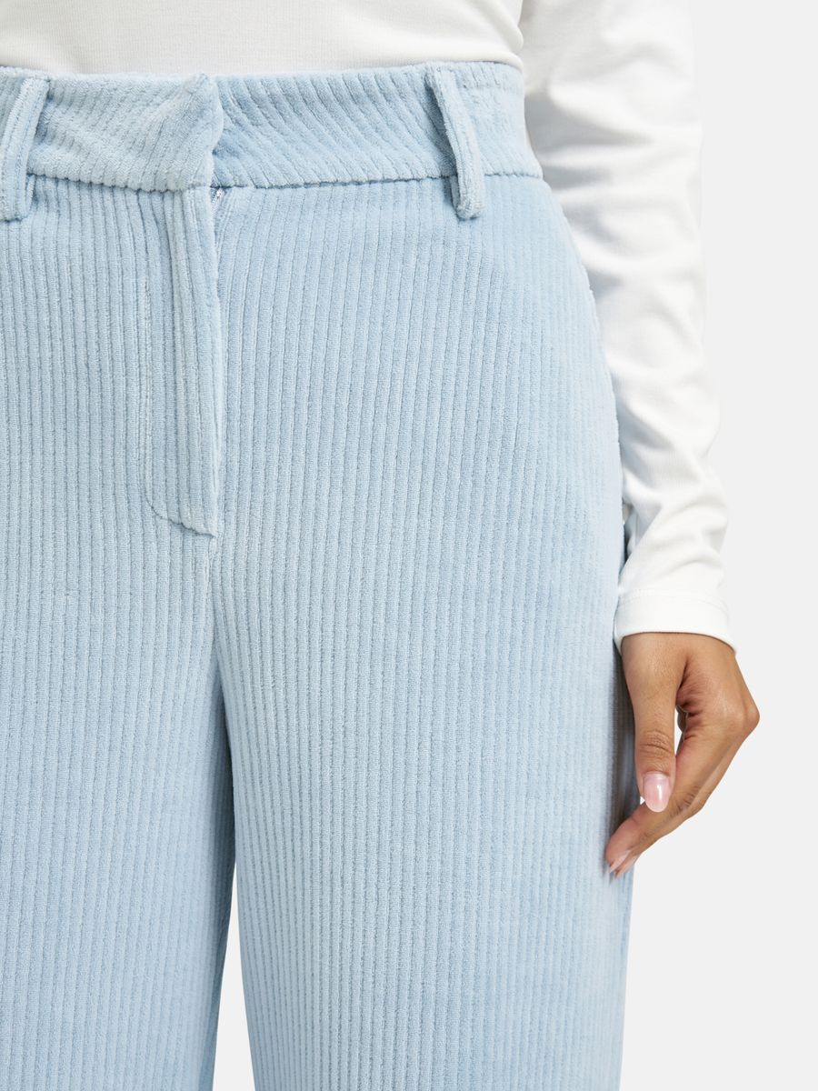 wideleg pants french pockets, elastic waist at back