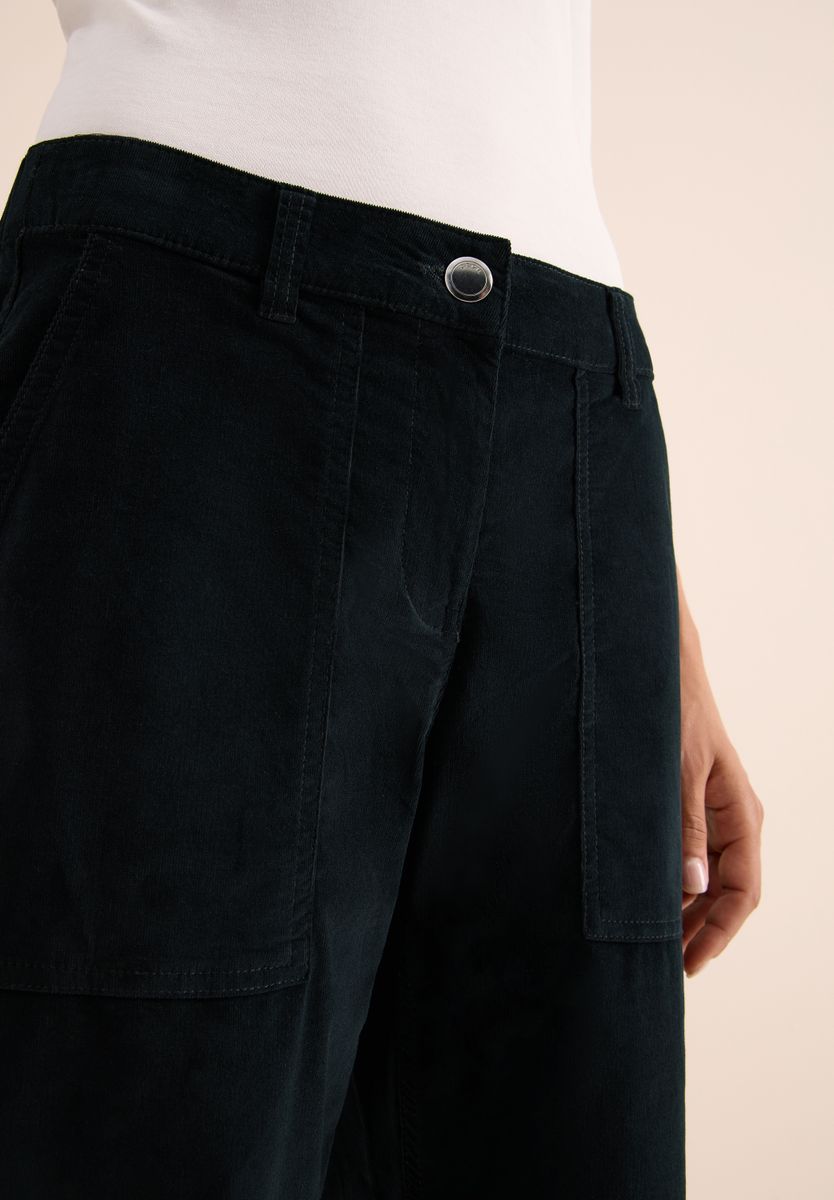 Wide Leg Cordhose