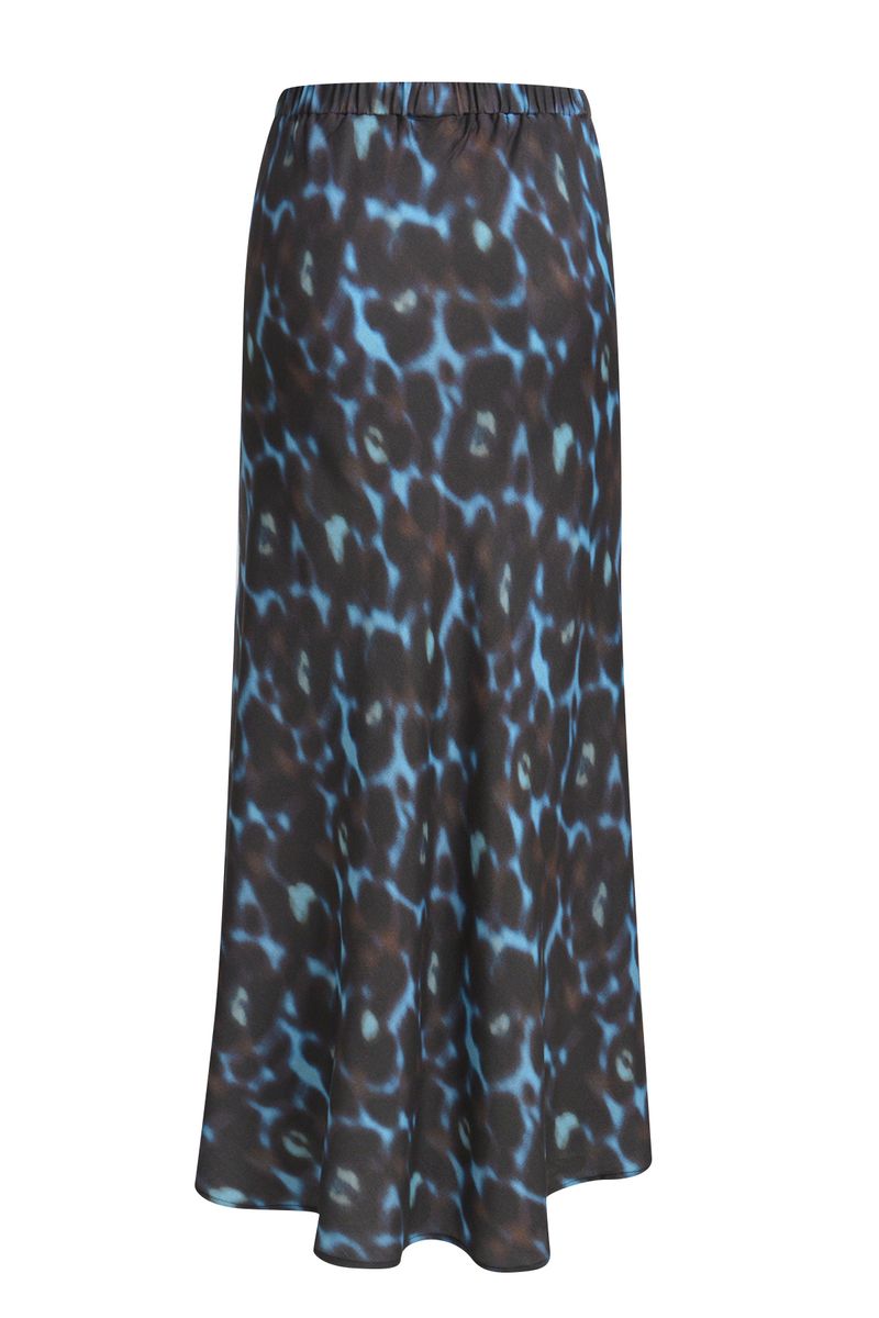 skirt w/ elastic waistband at back