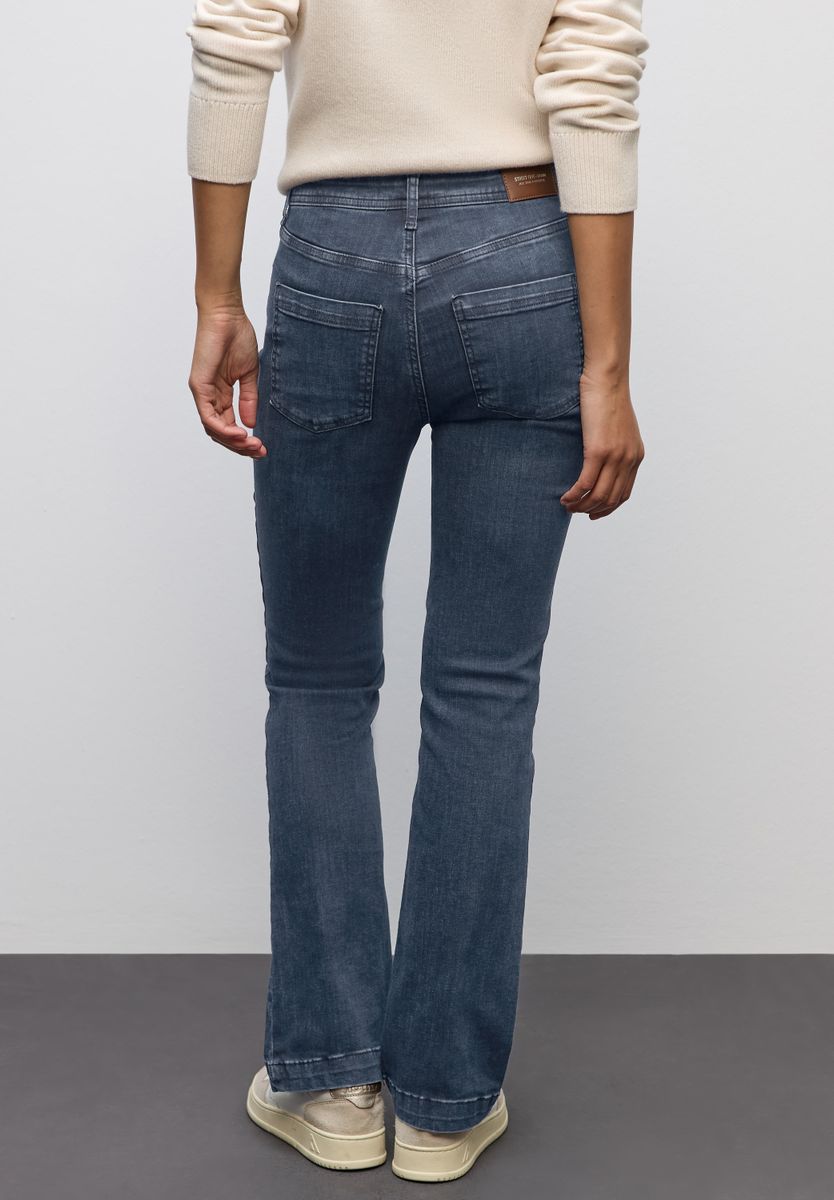 Bootcut Jeans