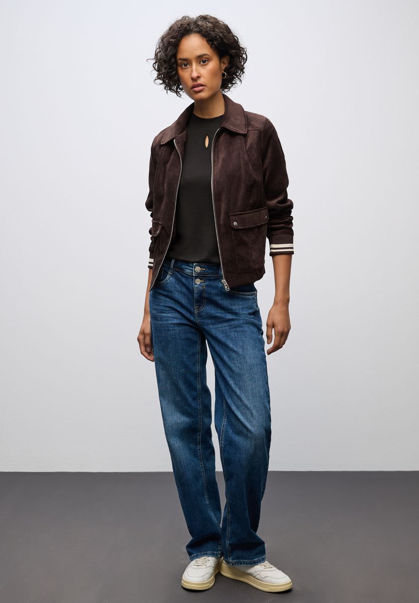 Shirt mit Cut-Out Detail