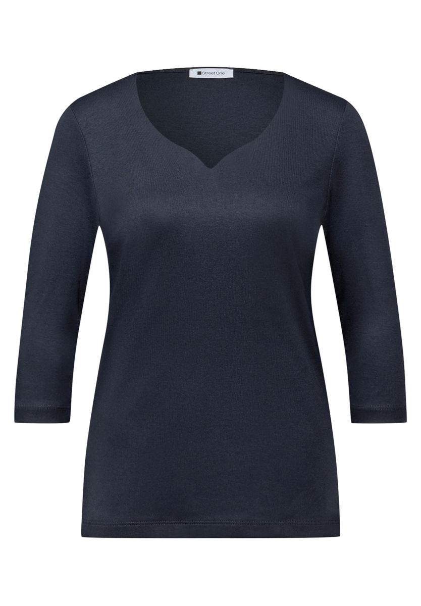 Shirt mit Herzausschnitt