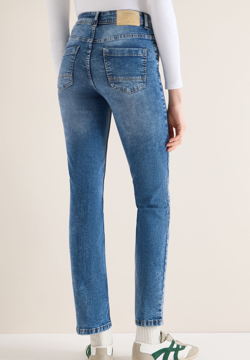 Straight Leg Jeans