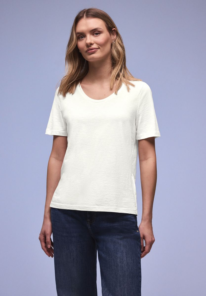 Basic T-Shirt mit gerundetem V-Neck
