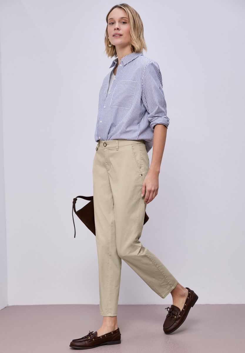 Chino im Casual Fit in softer Qualität