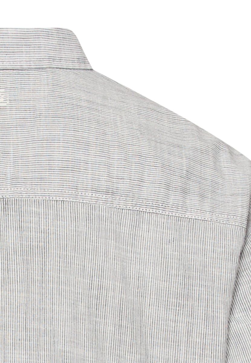 Kurzarmhemd mit Kontrastdetails