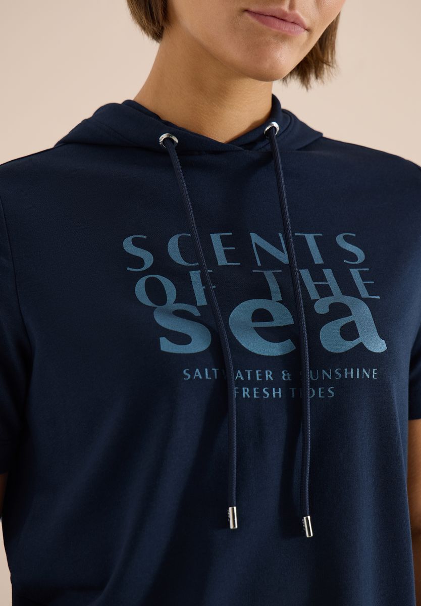Kurzarm Shirt mit Kapuze und Wording