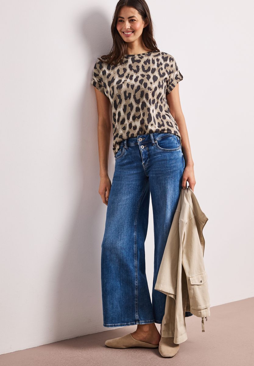 Dropped Shoulder Shirt mit Leo-Muster