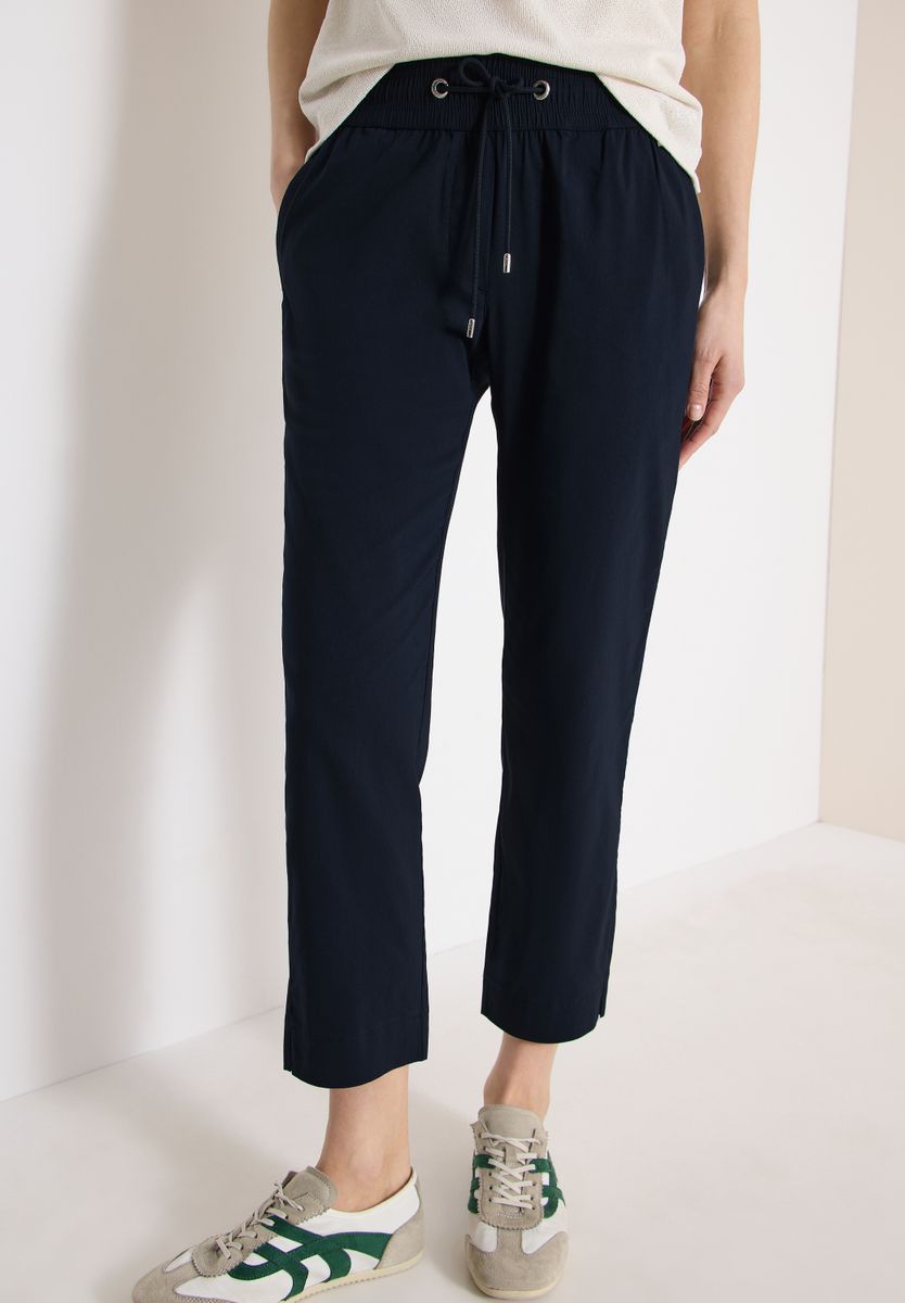 7/8 Mid Waist Slim Leg Hose im Casual Fit