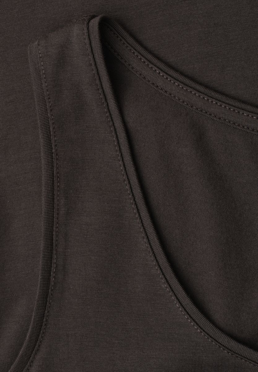 Basic Top mit Rundhals in Unifarbe