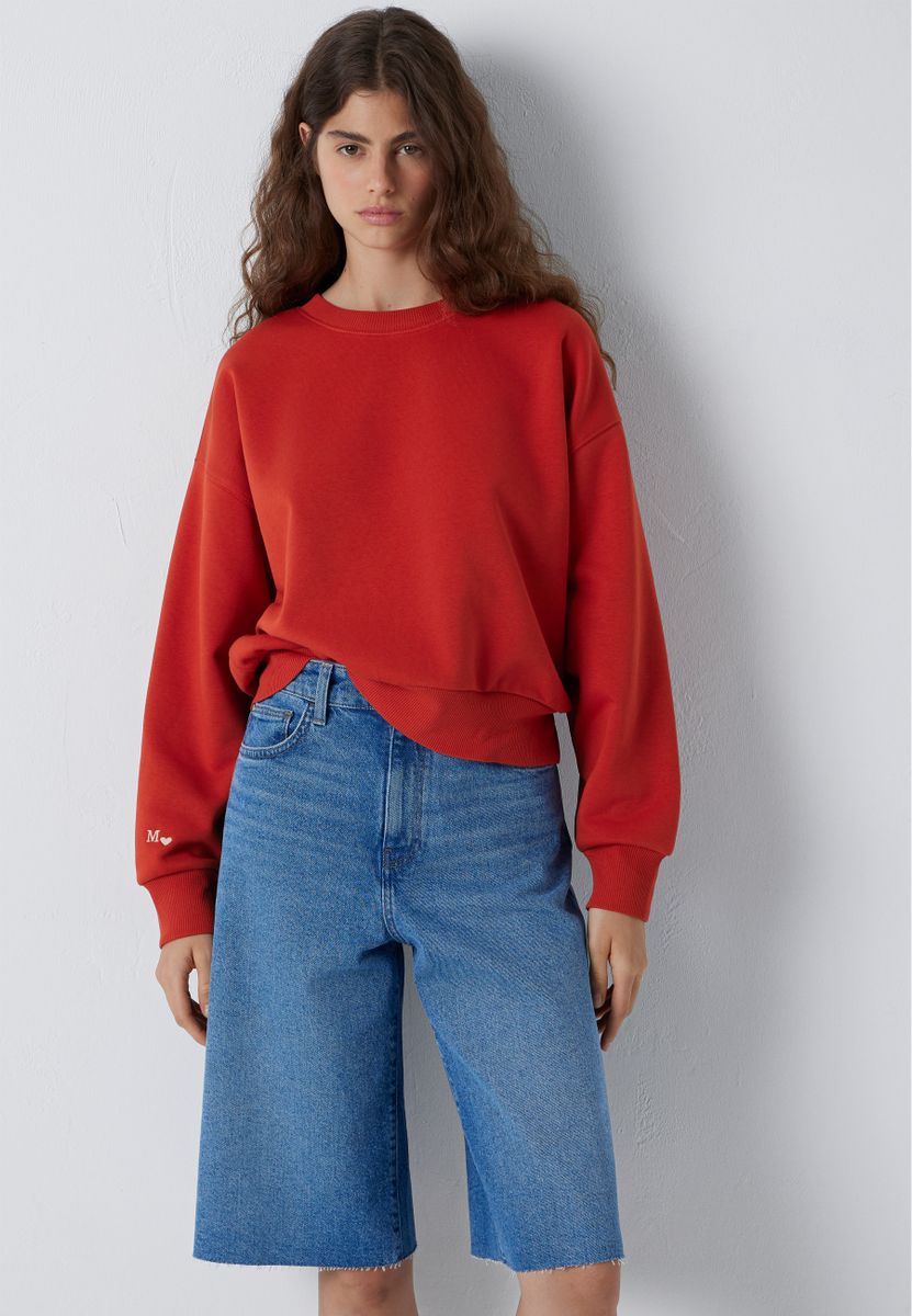 CREW NECK SWEATSHIRT