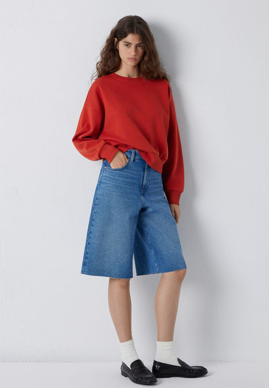 CREW NECK SWEATSHIRT