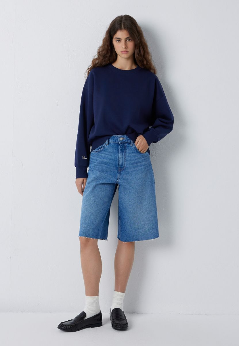 CREW NECK SWEATSHIRT