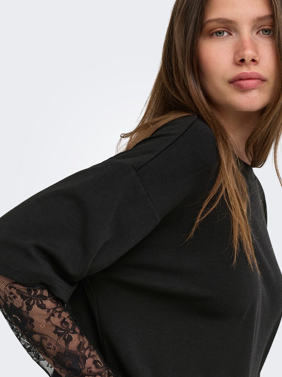 ONLTAHLIA L/S LACE TOP JRS