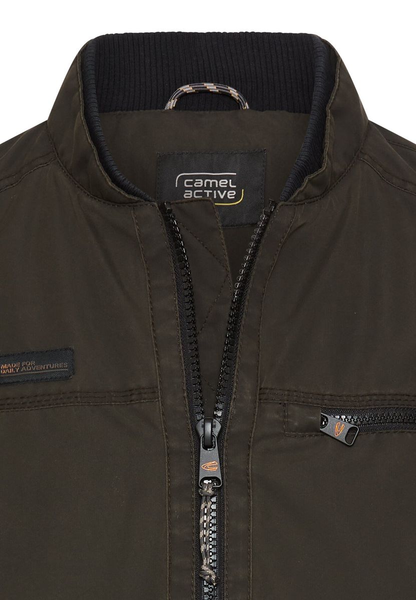 Leichte Bomberjacke mit Strickbund
