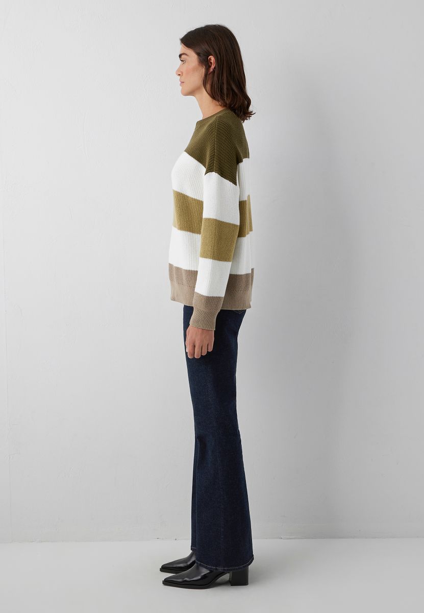 STRIPED SWEATER