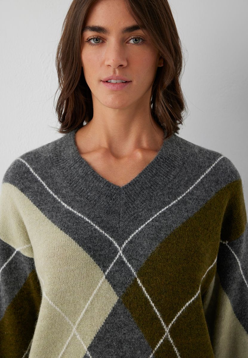 V NECK SWEATER