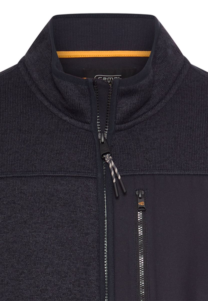Fleecejacke mit hohem Stehkragen