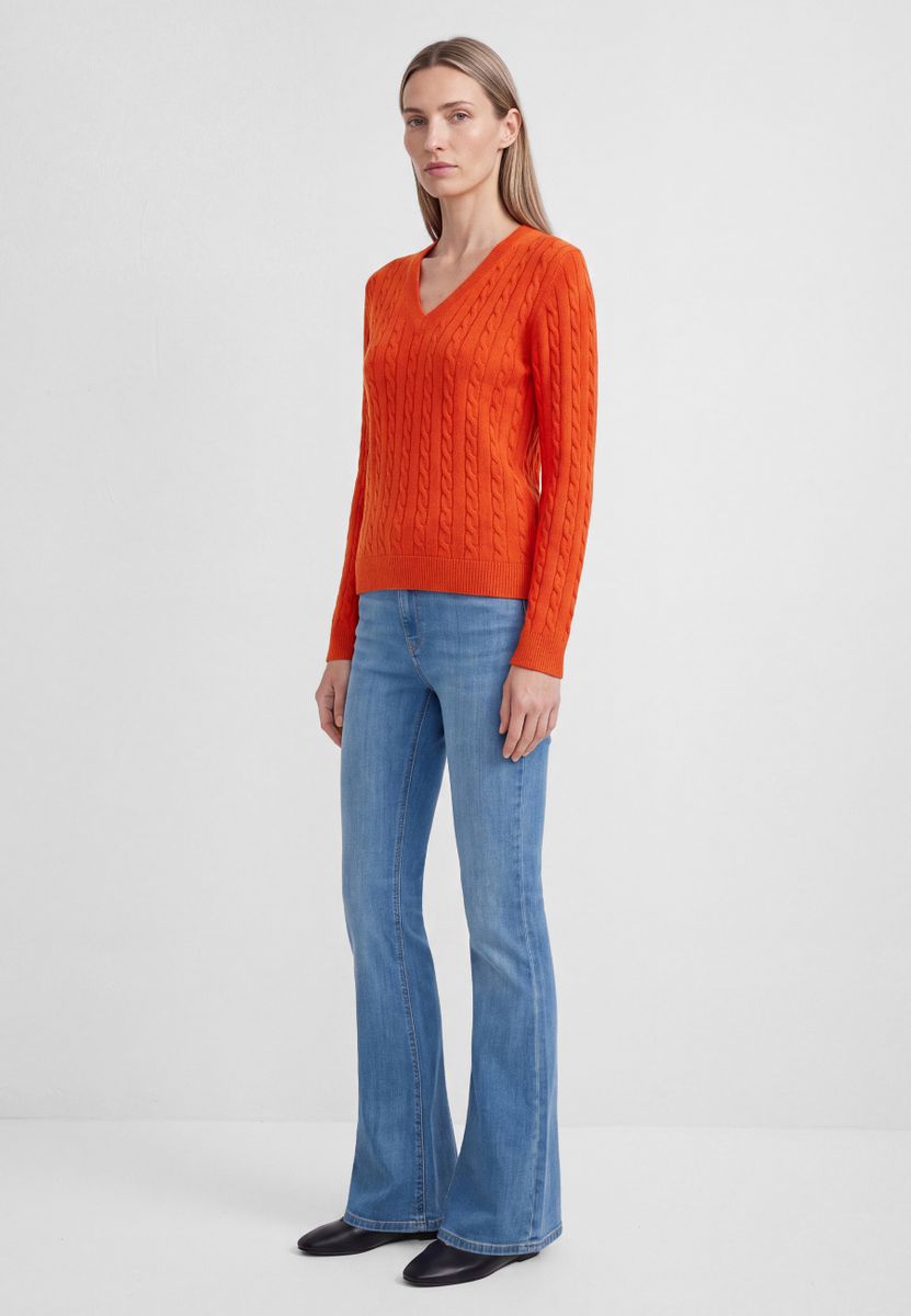 V-NECK SWEATER