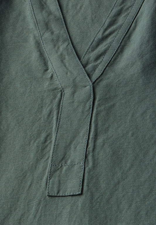 Split Neck Kleid